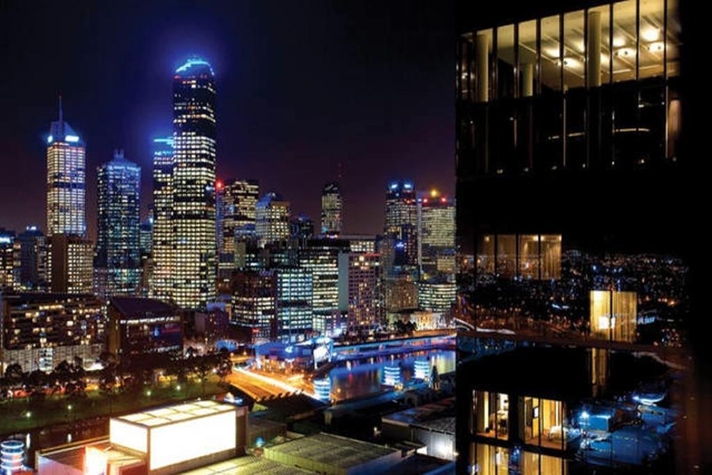 Mj Shortstay Whiteman St Apartment Мельбурн Экстерьер фото